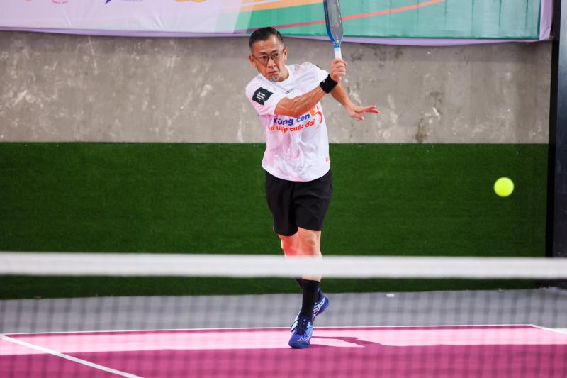 Những khoảnh khắc cảm xúc tại giải pickleball 'Cùng con đi tiếp cuộc đời'- Ảnh 2. Những khoảnh khắc cảm xúc tại giải pickleball 'Cùng con đi tiếp cuộc đời'- Ảnh 2.