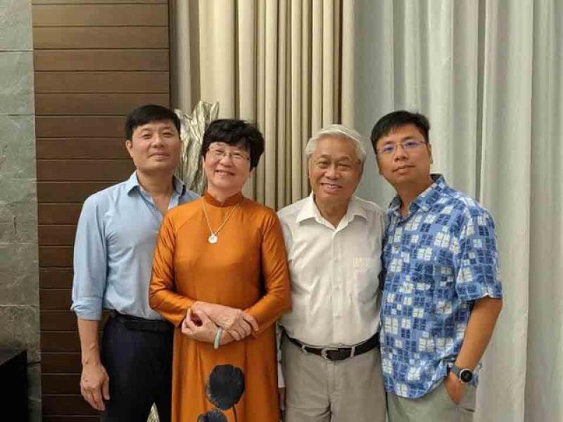 Không có 'công thức' làm mẹ: Chuyện 2 cậu con trai GS Vũ Hà Văn - TS Vũ Thanh Điềm- Ảnh 5. Không có 'công thức' làm mẹ: Chuyện 2 cậu con trai GS Vũ Hà Văn - TS Vũ Thanh Điềm- Ảnh 5.