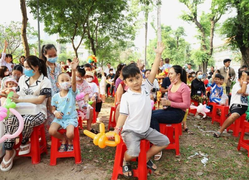 Lalamove: Những chuyến xe giao hàng, giao cả nụ cười - câu chuyện 'Tết hy vọng 2025'- Ảnh 1. Lalamove: Những chuyến xe giao hàng, giao cả nụ cười - câu chuyện 'Tết hy vọng 2025'- Ảnh 1.
