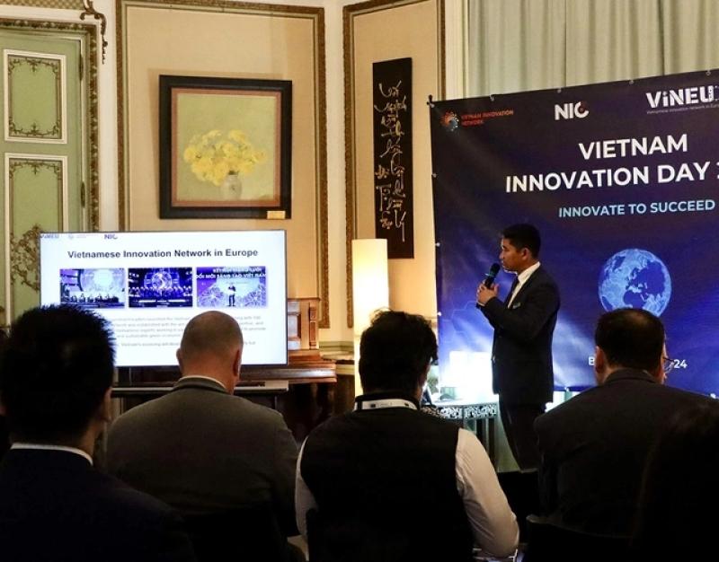 Giữ lửa văn hóa Việt Nam từ trái tim châu Âu với UGVB và VINEU - Ảnh 1.