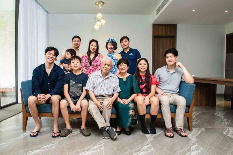 Không có 'công thức' làm mẹ: Chuyện 2 cậu con trai GS Vũ Hà Văn - TS Vũ Thanh Điềm- Ảnh 4. Không có 'công thức' làm mẹ: Chuyện 2 cậu con trai GS Vũ Hà Văn - TS Vũ Thanh Điềm- Ảnh 4.