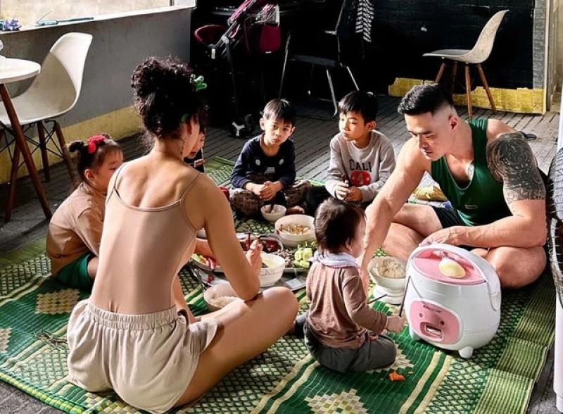 Những phụ nữ trẻ trung vừa chăm gia đình, vừa yêu bản thân: Chuyện bà sui 87 và nữ gymer- Ảnh 5. Những phụ nữ trẻ trung vừa chăm gia đình, vừa yêu bản thân: Chuyện bà sui 87 và nữ gymer- Ảnh 5.