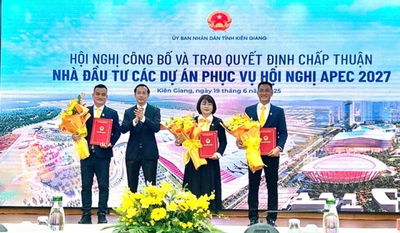 Đầu tư 3 dự án phục vụ APEC 2027 với số vốn 92.000 tỉ đồng- Ảnh 1.