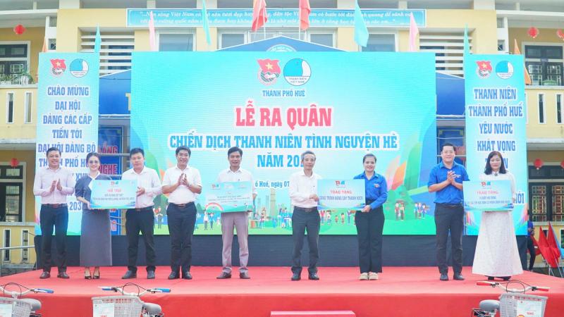 Người trẻ tình nguyện vào việc mới, việc khó để trưởng thành- Ảnh 2.