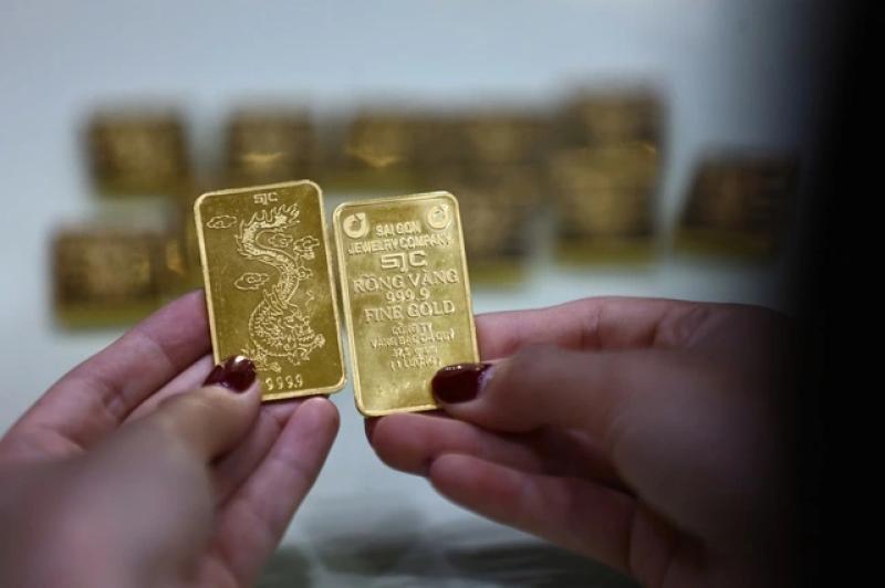 Giá vàng tăng cao, xuất hiện lực bán chốt lời- Ảnh 1.