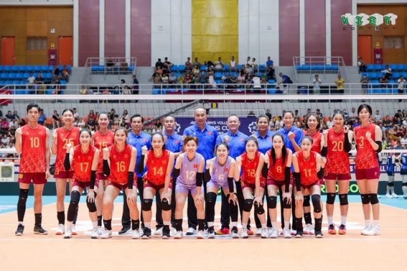 Đội tuyển bóng chuyền nữ Việt Nam thắng dễ Hồng Kông ở AVC Nations Cup 2025- Ảnh 1. Đội tuyển bóng chuyền nữ Việt Nam thắng dễ Hồng Kông ở AVC Nations Cup 2025- Ảnh 1.