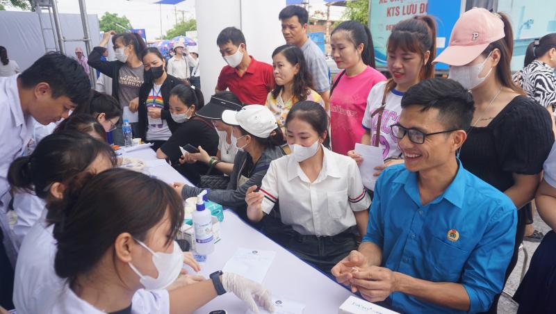 Sôi động 'Ngày hội thanh niên công nhân'- Ảnh 1.