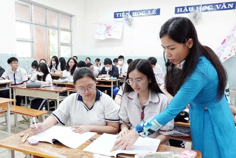 Lương nhà giáo được xếp cao nhất trong hệ thống thang bậc lương hành chính sự nghiệp - Ảnh 1. Lương nhà giáo được xếp cao nhất trong hệ thống thang bậc lương hành chính sự nghiệp - Ảnh 1.