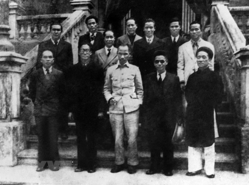 Tinh gọn bộ máy Nhà nước theo tư tưởng Chủ tịch Hồ Chí Minh vì sự phục vụ nhân dân - Ảnh 1. Tinh gọn bộ máy Nhà nước theo tư tưởng Chủ tịch Hồ Chí Minh vì sự phục vụ nhân dân - Ảnh 1.