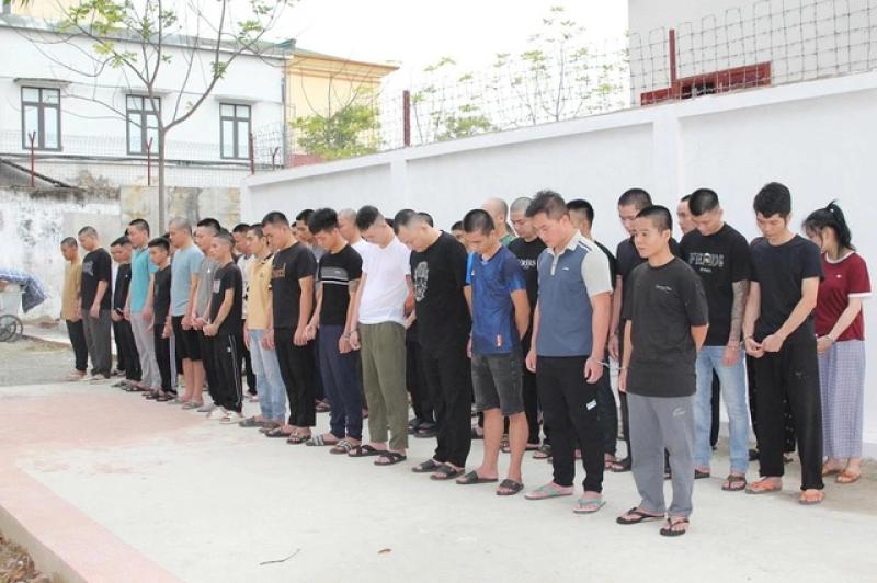 Triệt phá đường dây lừa đảo bằng sàn ảo, chiếm đoạt hơn 2.000 tỉ đồng- Ảnh 1.