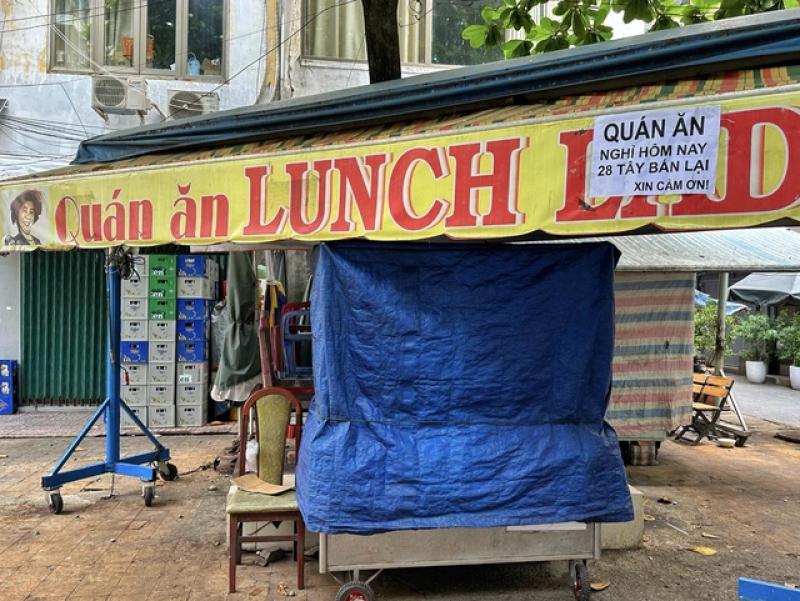 Bà chủ qua đời ở Canada: Quán The Lunch Lady ở TP.HCM vừa ra thông báo mới- Ảnh 1. Bà chủ qua đời ở Canada: Quán The Lunch Lady ở TP.HCM vừa ra thông báo mới- Ảnh 1.