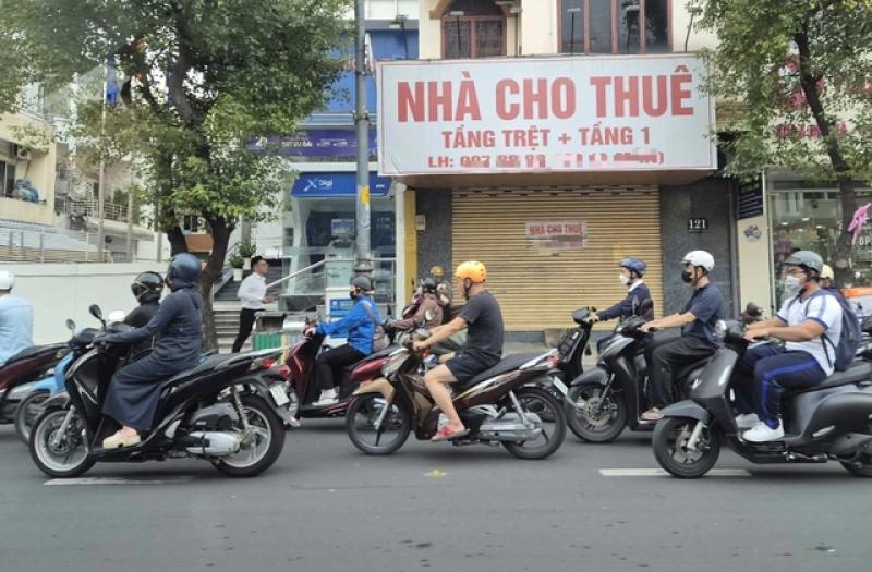 Nhiều mặt bằng đang 'ngủ đông', có nên thuê?- Ảnh 2. Nhiều mặt bằng đang 'ngủ đông', có nên thuê?- Ảnh 2.