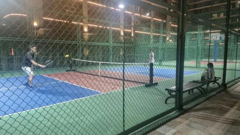 'Khối nghỉ hè' xuất hiện nhiều ở sân pickleball - Ảnh 3.