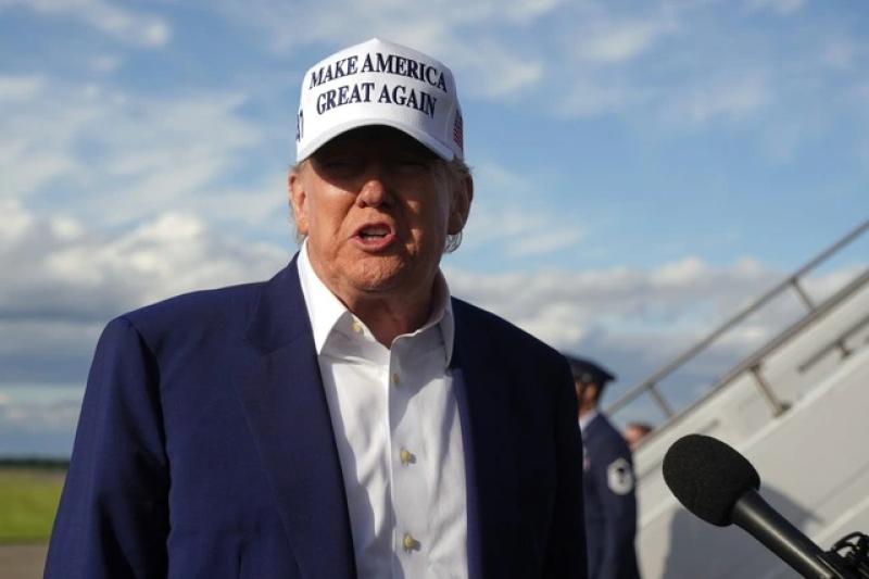 Ông Trump cáo buộc sinh viên nước ngoài tại Harvard chiếm suất của sinh viên Mỹ- Ảnh 1. Ông Trump cáo buộc sinh viên nước ngoài tại Harvard chiếm suất của sinh viên Mỹ- Ảnh 1.
