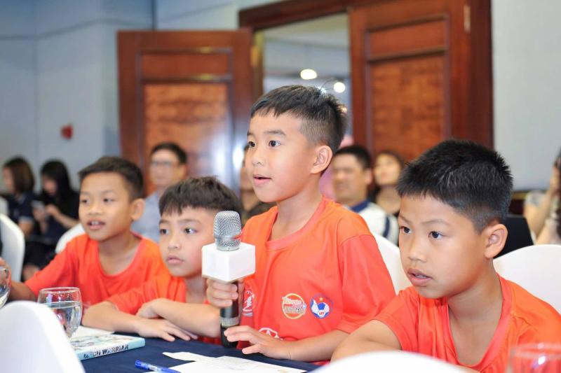 Duy Mạnh nói về tấm băng thủ quân đội tuyển, Tuấn Hải từng khóc rất nhiều vì...- Ảnh 3. Duy Mạnh nói về tấm băng thủ quân đội tuyển, Tuấn Hải từng khóc rất nhiều vì...- Ảnh 3.