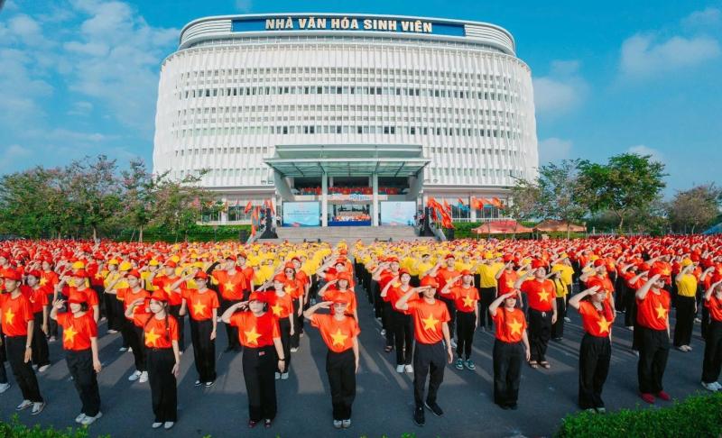 Chủ đề 'Hòa bình đẹp lắm' lan tỏa không gian mạng - Ảnh 1.