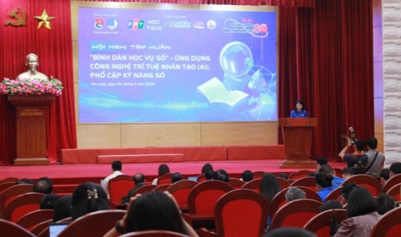Thanh niên Quảng Ninh lan tỏa phong trào "Bình dân học vụ số"  - Ảnh 3.