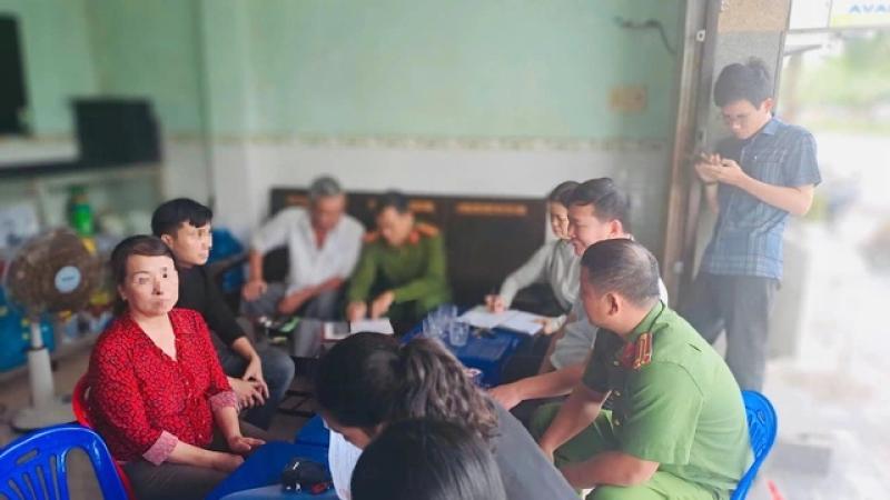 Du khách 'tố' quán ốc ở Quy Nhơn bán đồ ôi thiu - Ảnh 2.