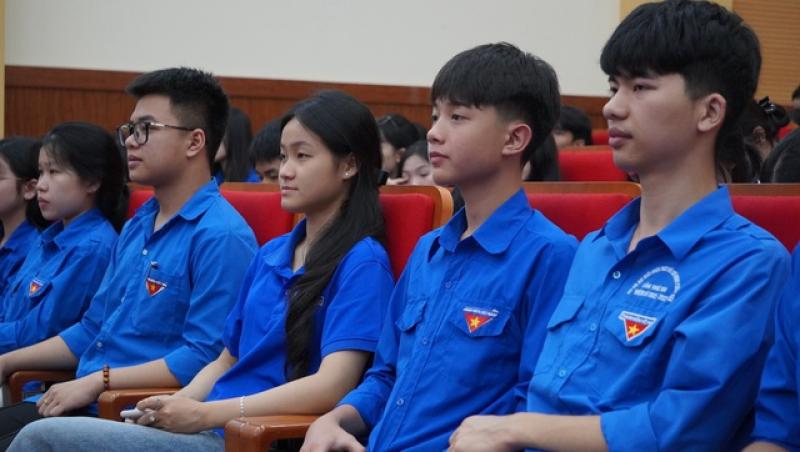 Thế hệ trẻ hãy luôn hỏi 'làm gì cho Tổ quốc hôm nay'- Ảnh 3.