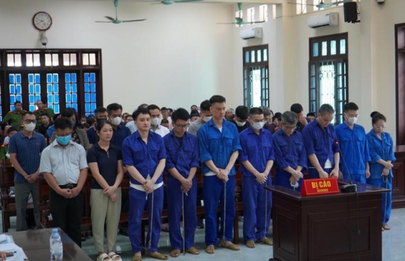 Hoãn phiên xét xử 14 cựu cán bộ Hải quan Hải Phòng  - Ảnh 1.