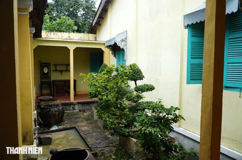 Nhà cổ 90 năm ở ngoại ô TP.HCM: Kiến trúc đẹp từ ngoài vào trong  - Ảnh 18.