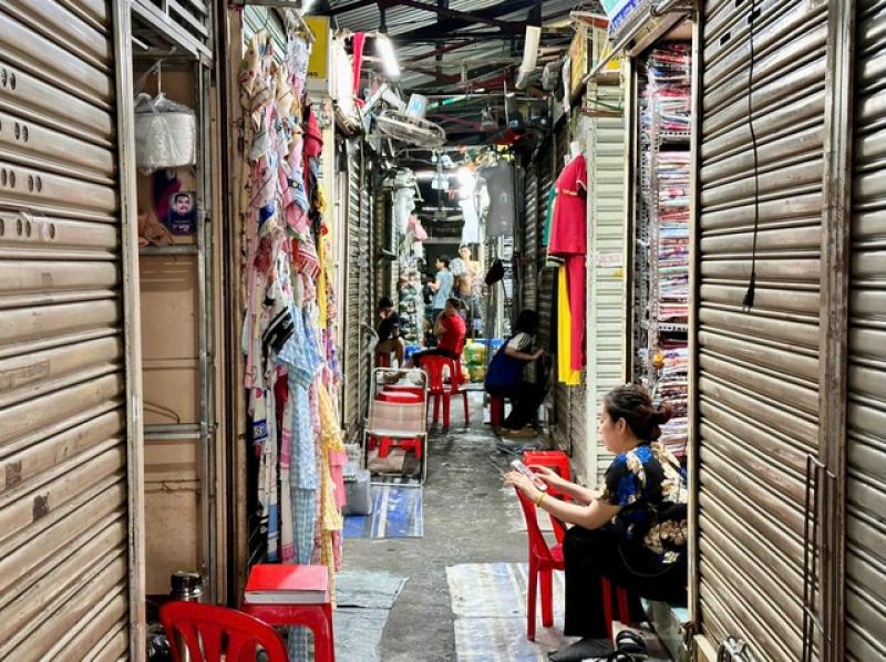 Tiểu thương làm gì khi 'nợ gối đầu', hàng bị đổi trả... sau khi xuất hóa đơn- Ảnh 1. Tiểu thương làm gì khi 'nợ gối đầu', hàng bị đổi trả... sau khi xuất hóa đơn- Ảnh 1.