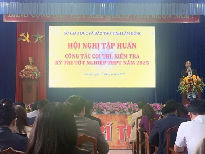 Ngăn chặn gian lận thi tốt nghiệp THPT 2025 bằng công nghệ và trí tuệ nhân tạo - Ảnh 1. Ngăn chặn gian lận thi tốt nghiệp THPT 2025 bằng công nghệ và trí tuệ nhân tạo - Ảnh 1.