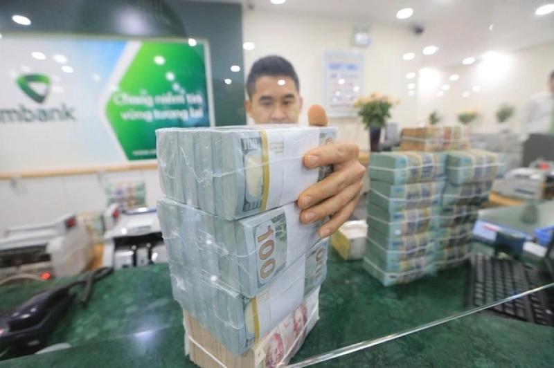 Giá USD hôm nay 16.6.2025: Ngân hàng tăng lên kỷ lục - Ảnh 1.