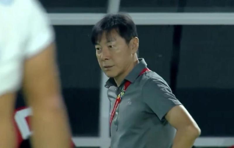 HLV Shin Tae-yong lên tiếng về tin đồn dẫn dắt đội tuyển Trung Quốc: Chờ lời đề nghị- Ảnh 1.