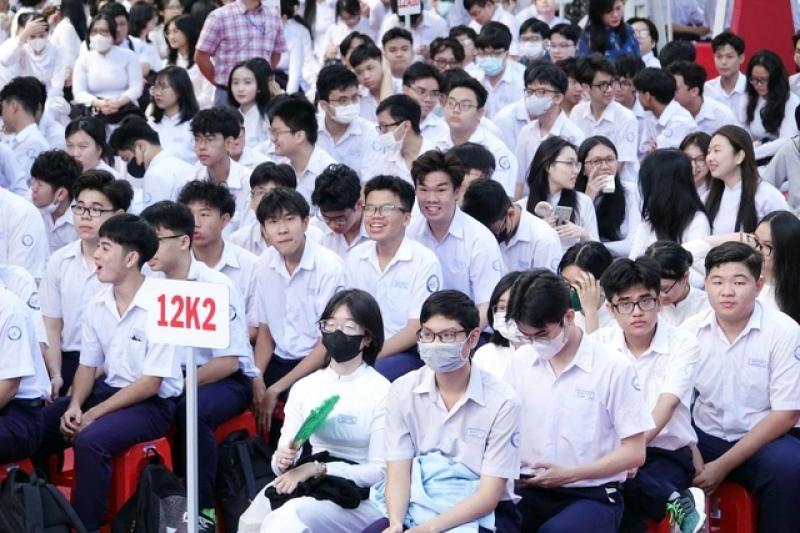 Bí quyết ôn thi tốt nghiệp THPT đạt điểm cao: Địa lý kinh tế miền Trung - Ảnh 1.
