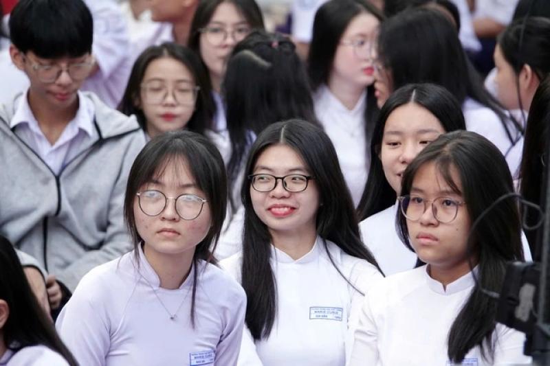 Bí quyết ôn thi tốt nghiệp THPT đạt điểm cao: Cách làm bài thi môn địa lý - Ảnh 1.