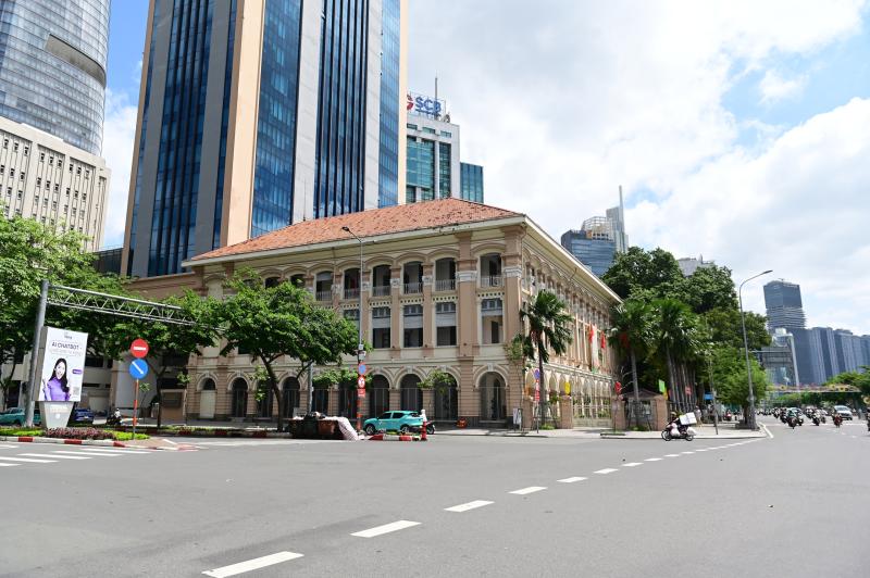 Phường Sài Gòn, TP.HCM: Những dấu tích cổ trăm năm tuổi nằm giữa các cao ốc - Ảnh 13.