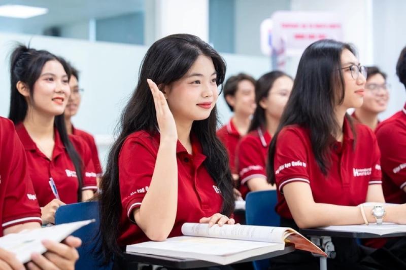 Chương trình Cử nhân chuẩn Quốc tế HUTECH - Chìa khóa hội nhập toàn cầu- Ảnh 1. Chương trình Cử nhân chuẩn Quốc tế HUTECH - Chìa khóa hội nhập toàn cầu- Ảnh 1.