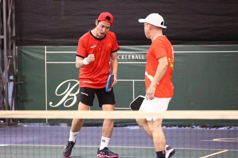 Huy Khánh săn thưởng khủng giải pickleball Newwave Sasa Cup 2025 – Doanh Nhân và Nghệ sĩ   - Ảnh 1.