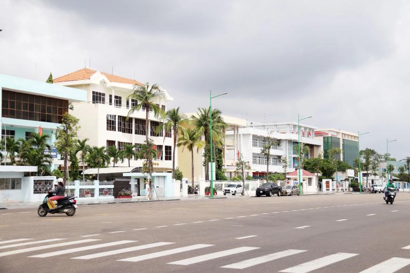 Trụ sở đẹp như Resort của Bình Thuận sau sáp nhập: Được bố trí ra sao- Ảnh 13.