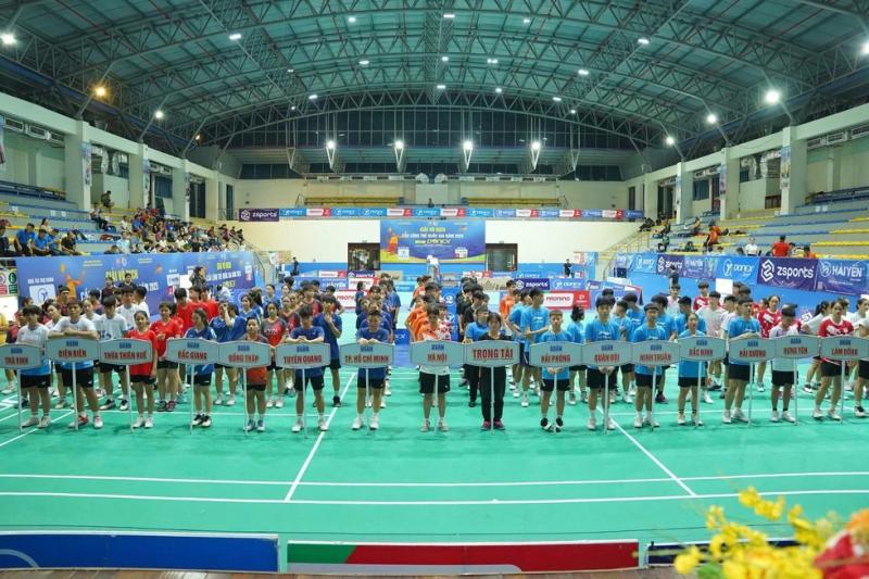 Sân chơi cầu lông hấp dẫn, hứa hẹn sớm có lớp kế cận Tiến Minh và Thùy Linh- Ảnh 2.