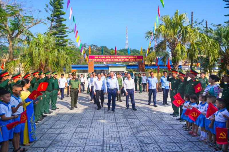 13 đặc khu của Việt Nam: Đặc khu Bạch Long Vĩ nằm giữa vịnh Bắc Bộ- Ảnh 13. 13 đặc khu của Việt Nam: Đặc khu Bạch Long Vĩ nằm giữa vịnh Bắc Bộ- Ảnh 13.