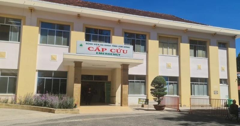Tài xế ô tô có bị phạt nguội khi vượt đèn đỏ chở người đi cấp cứu?- Ảnh 3. Tài xế ô tô có bị phạt nguội khi vượt đèn đỏ chở người đi cấp cứu?- Ảnh 3.