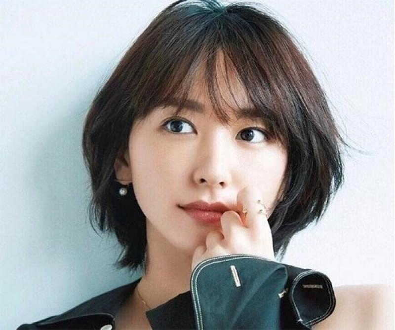 Update ngay 5 kiểu tóc ngắn layer 'HOT HIT' hè 2025, ai cắt cũng 'over hợp' - Ảnh 4.