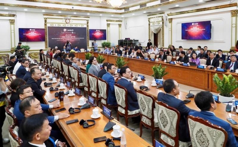 TP.HCM và Tập đoàn AMD ký kết phát triển công nghệ cao và trí tuệ nhân tạo- Ảnh 3.