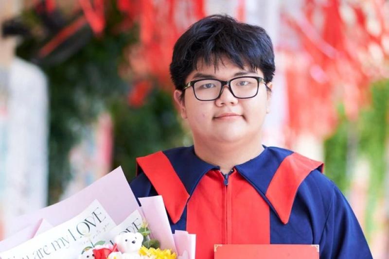 Á khoa thi lớp 10 TP.HCM sở hữu loạt giải thưởng, muốn làm giáo viên toán - Ảnh 1.