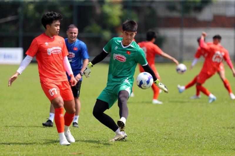 Dàn 'nam thần' cao trên 1,8 m của U.23 Việt Nam: Không ngán đối thủ nhập tịch! - Ảnh 2.