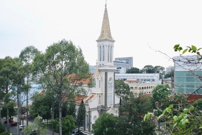 Nhà thờ cổ TP.HCM: Có mộ đại gia giàu bậc nhất, ông ngoại Nam Phương hoàng hậu- Ảnh 1. Nhà thờ cổ TP.HCM: Có mộ đại gia giàu bậc nhất, ông ngoại Nam Phương hoàng hậu- Ảnh 1.