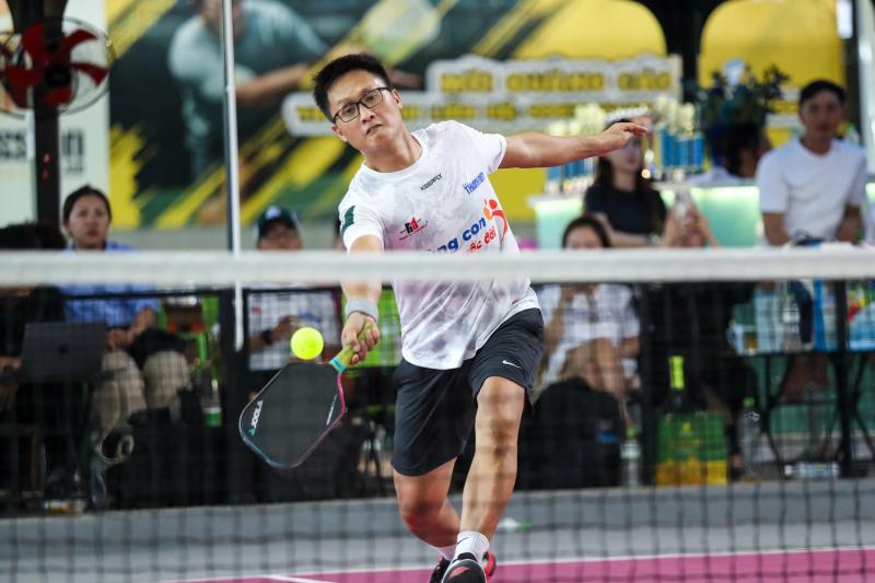 Những khoảnh khắc cảm xúc tại giải pickleball 'Cùng con đi tiếp cuộc đời'- Ảnh 14. Những khoảnh khắc cảm xúc tại giải pickleball 'Cùng con đi tiếp cuộc đời'- Ảnh 14.