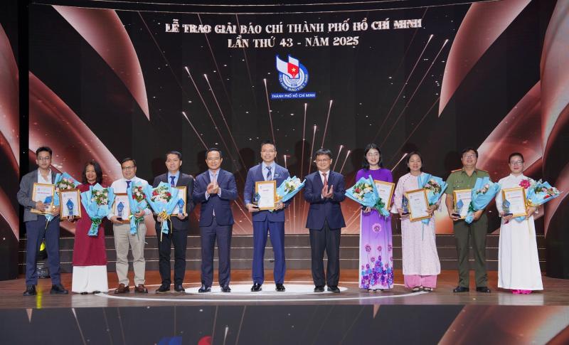 Ông Nguyễn Thanh Nghị: 'Báo chí làm cầu nối lan tỏa khát vọng và niềm tin - Ảnh 6.