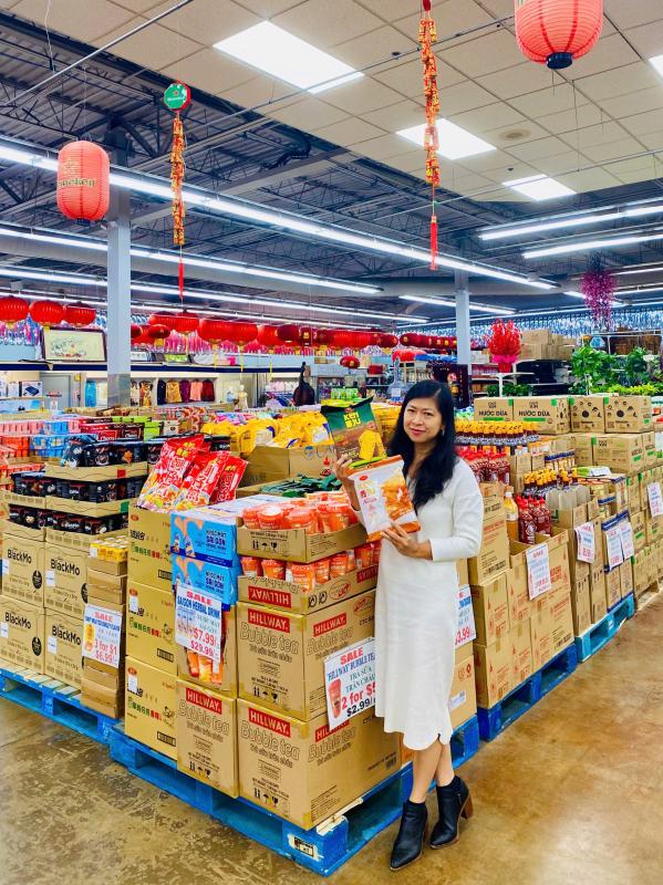 Cô bé bán vé số trở thành doanh nhân toàn cầu - Ảnh 3.