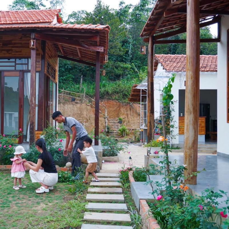Bỏ phố về quê, vợ chồng trẻ tạo mảnh vườn 3.000 m² đẹp như mơ - Ảnh 6. Bỏ phố về quê, vợ chồng trẻ tạo mảnh vườn 3.000 m² đẹp như mơ - Ảnh 6.