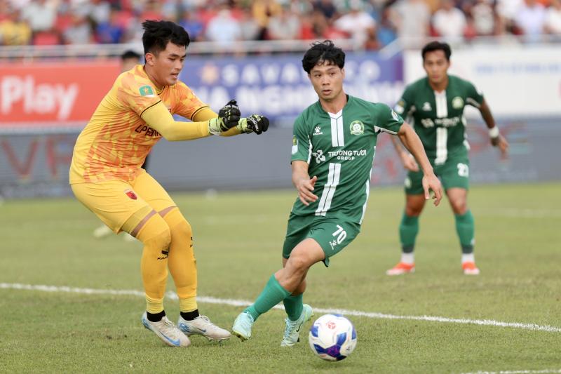 Công Phượng giúp CLB Bình Phước giành vé play-off, hồi hộp chờ V-League kết thúc- Ảnh 1.
