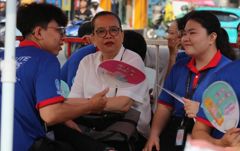 Thí sinh tự tin '10 điểm trong tầm tay', gia đình chuẩn bị poster chúc mừng- Ảnh 9.
