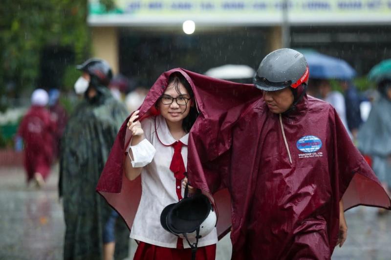 Đề thi tiếng Anh tốt nghiệp THPT bất khả thi với điều kiện học sinh cả nước!- Ảnh 3.